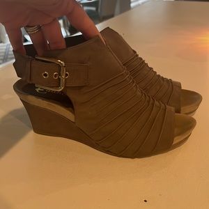 Earthies open booties wedge